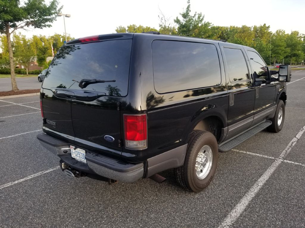 2005 FORD EXCURSION - 2705