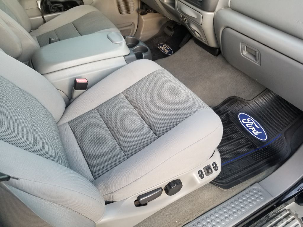 2005 FORD EXCURSION - 2705