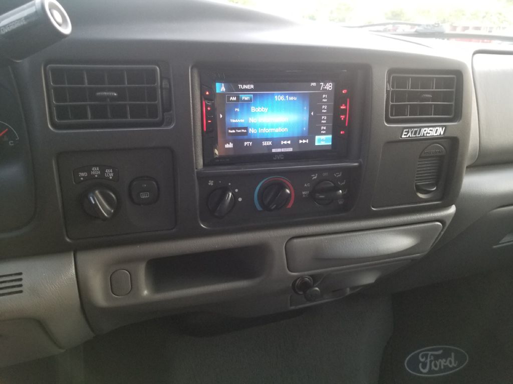 2005 FORD EXCURSION - 2705