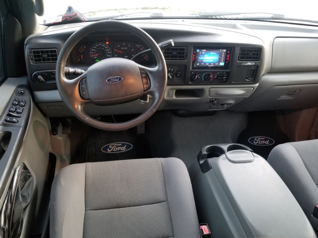 2005 FORD EXCURSION - 2705