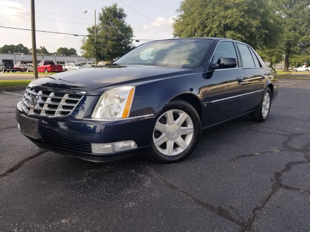 Click for price on this 2006 CADILLAC DTS – 6917