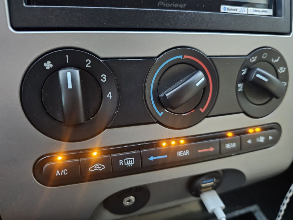 2008 FORD EXPEDITION - C9902