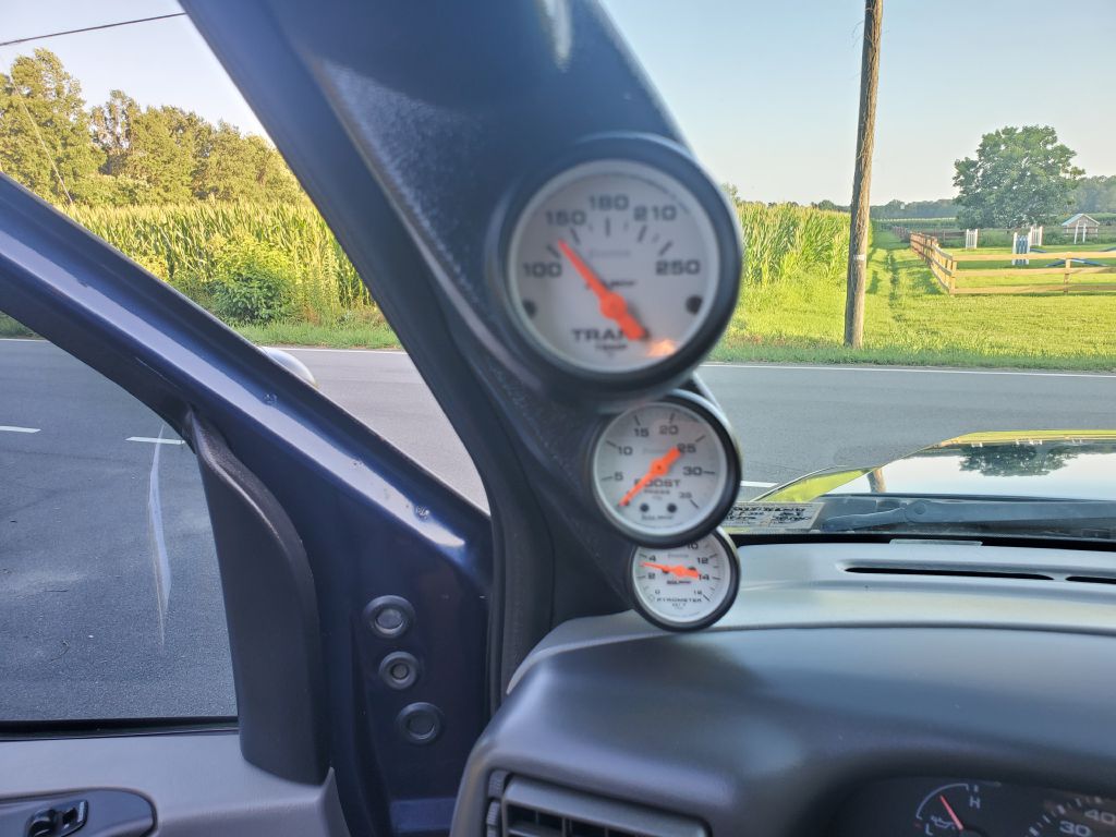 2003 FORD F350 - C0143