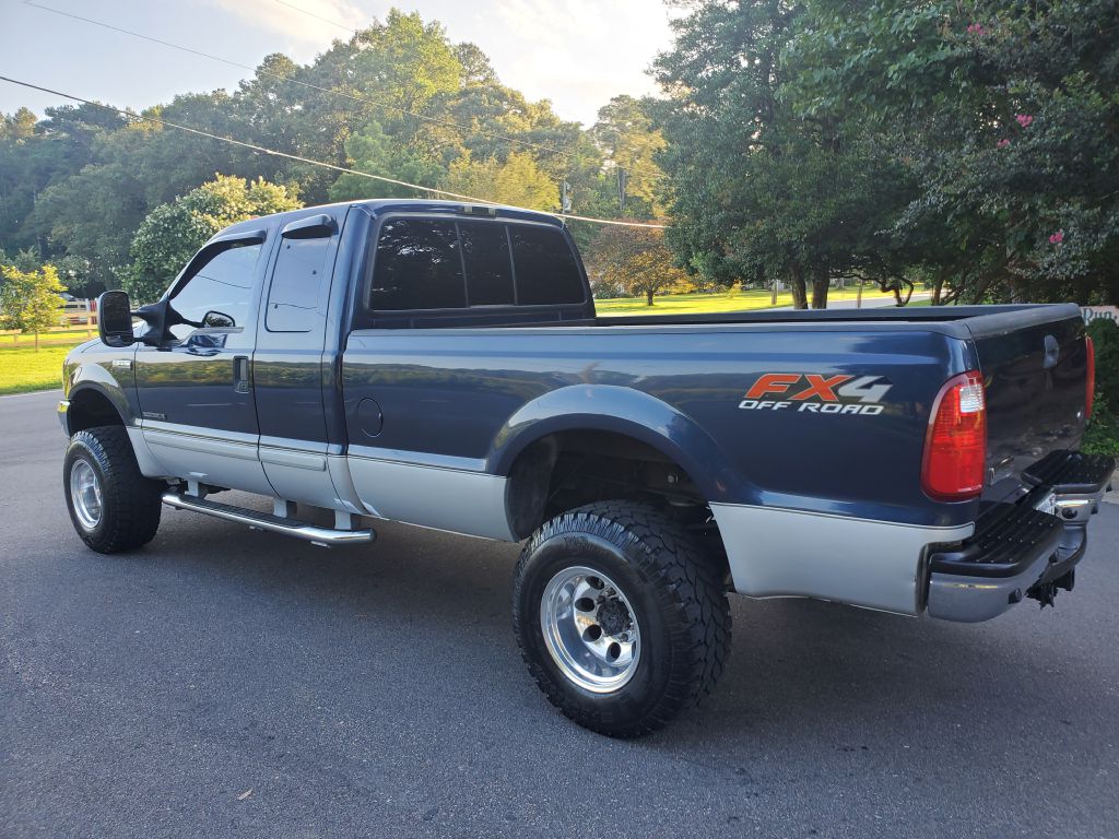 2003 FORD F350 - C0143