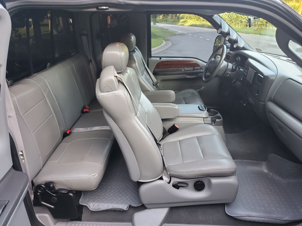 2003 FORD F350 - C0143
