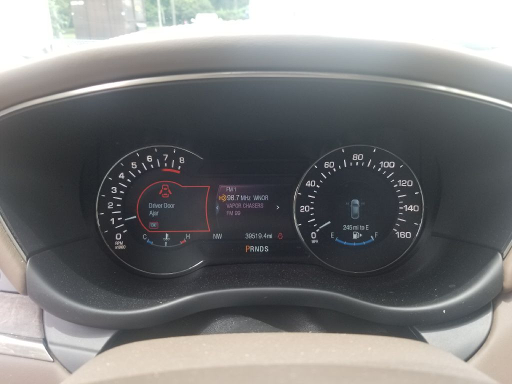 2016 LINCOLN MKC - C0465