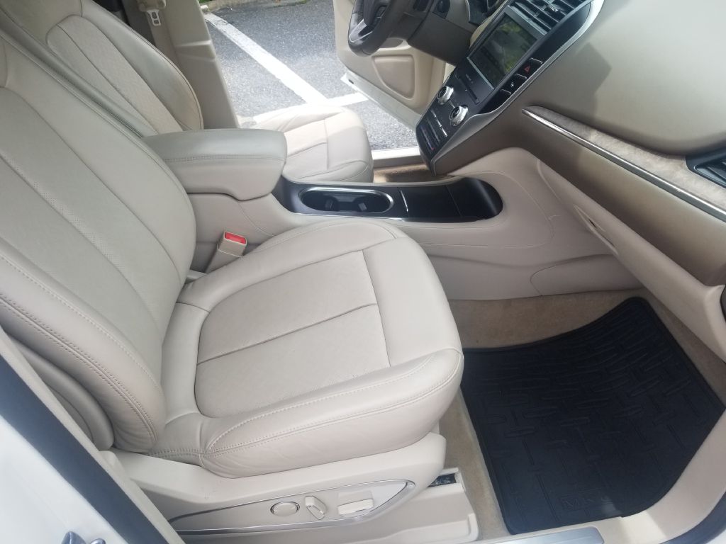 2016 LINCOLN MKC - C0465