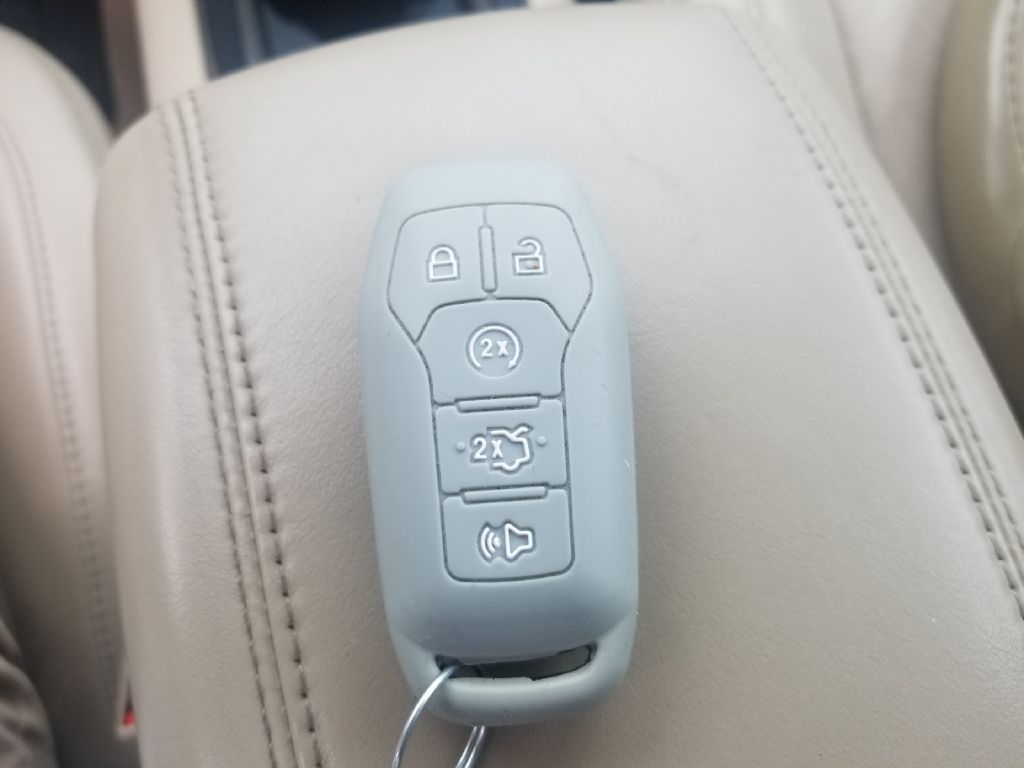 2016 LINCOLN MKC - C0465