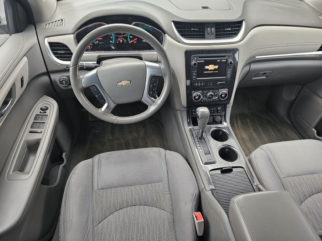 2017 CHEVROLET TRAVERSE - MT2550
