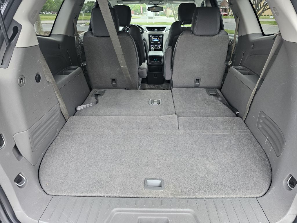 2017 CHEVROLET TRAVERSE - MT2550