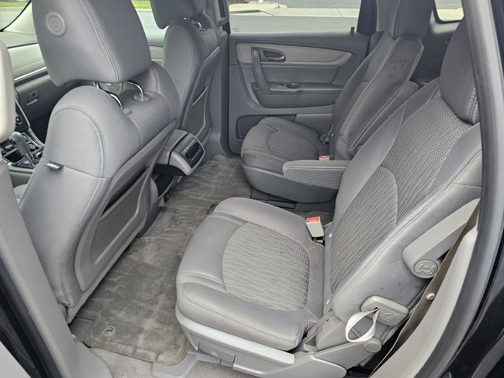 2017 CHEVROLET TRAVERSE - MT2550