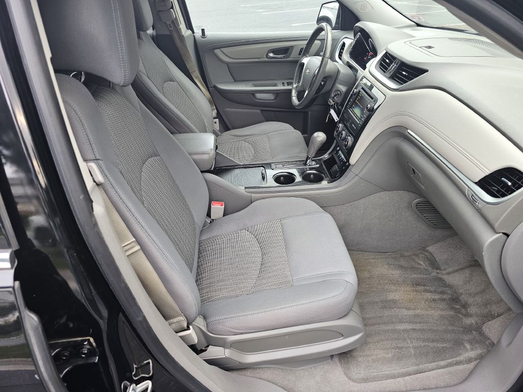 2017 CHEVROLET TRAVERSE - MT2550