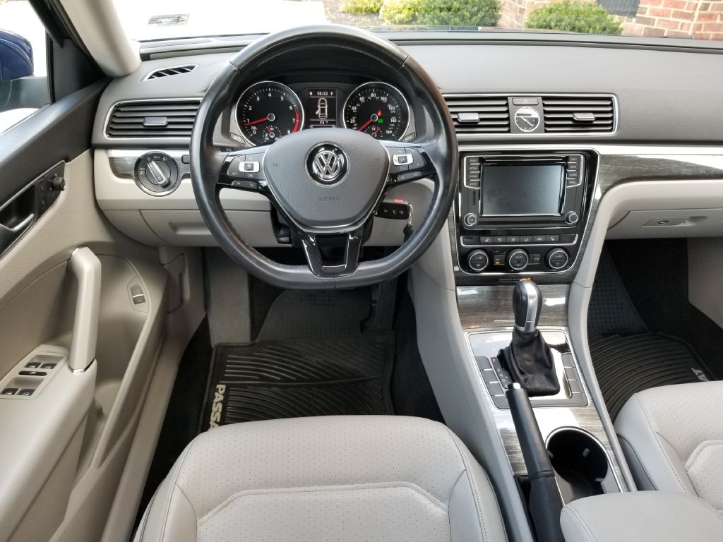 2016 VOLKSWAGEN PASSAT - C6108