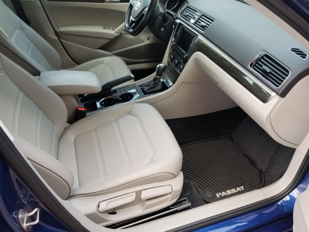2016 VOLKSWAGEN PASSAT - C6108