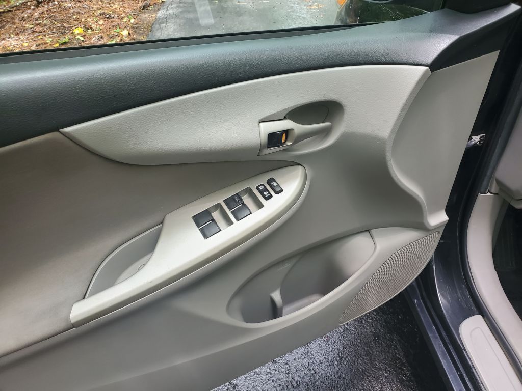 2013 TOYOTA COROLLA - C6910