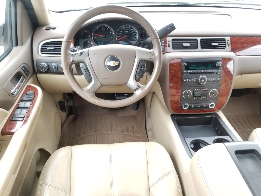 2009 CHEVROLET SUBURBAN - C7171