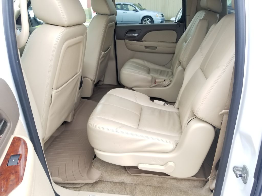 2009 CHEVROLET SUBURBAN - C7171