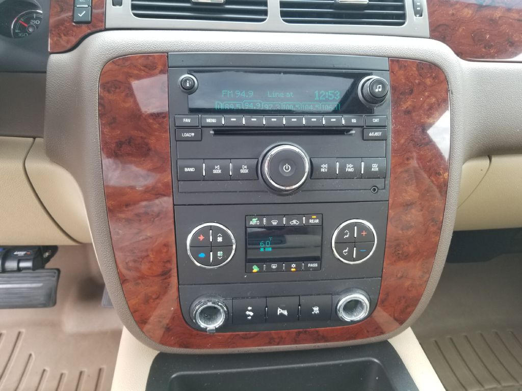 2009 CHEVROLET SUBURBAN - C7171