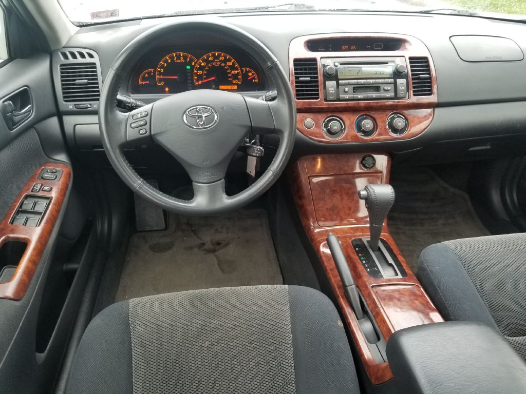 2005 TOYOTA CAMRY - C9551