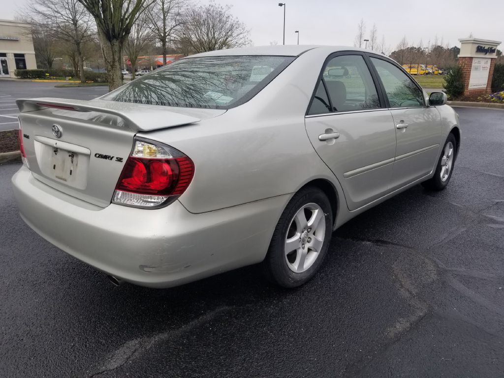 2005 TOYOTA CAMRY - C9551