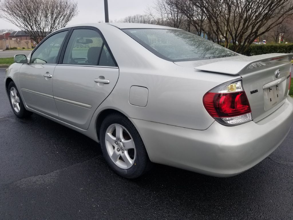 2005 TOYOTA CAMRY - C9551