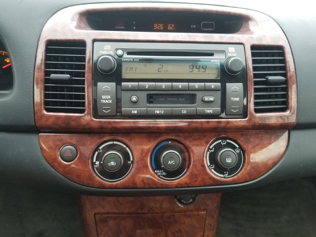 2005 TOYOTA CAMRY - C9551