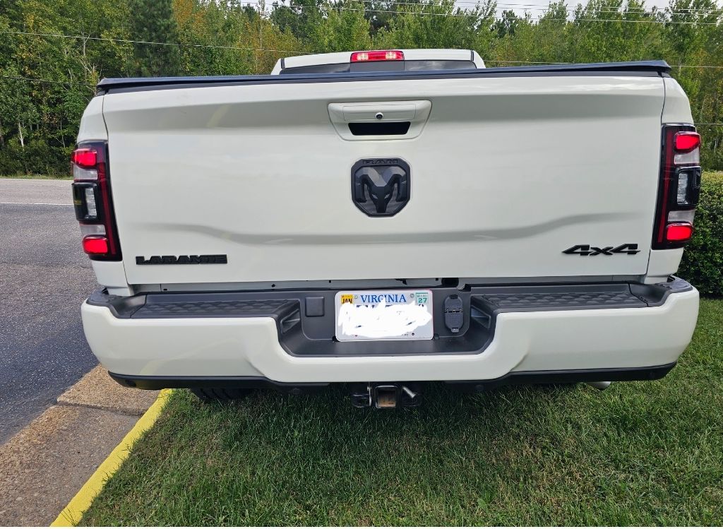2022 Ram 2500 Laramie photo 2