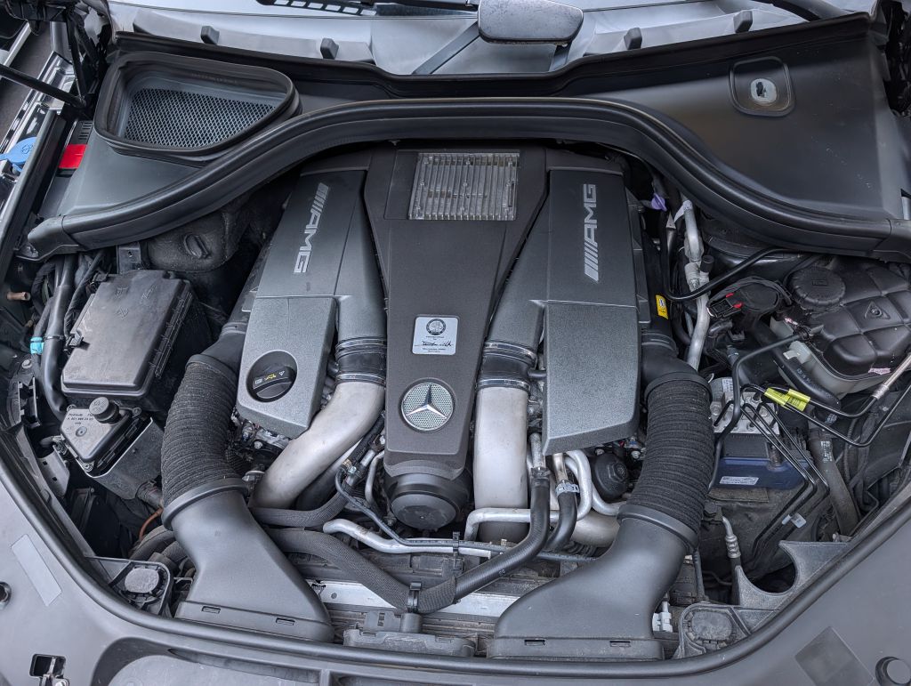 2015 MERCEDES-BENZ GL 63 AMG - HAL1409
