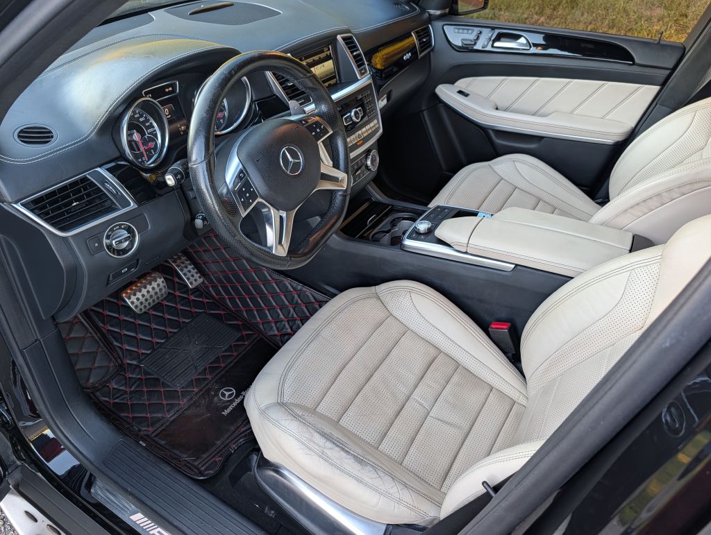 2015 MERCEDES-BENZ GL 63 AMG - HAL1409