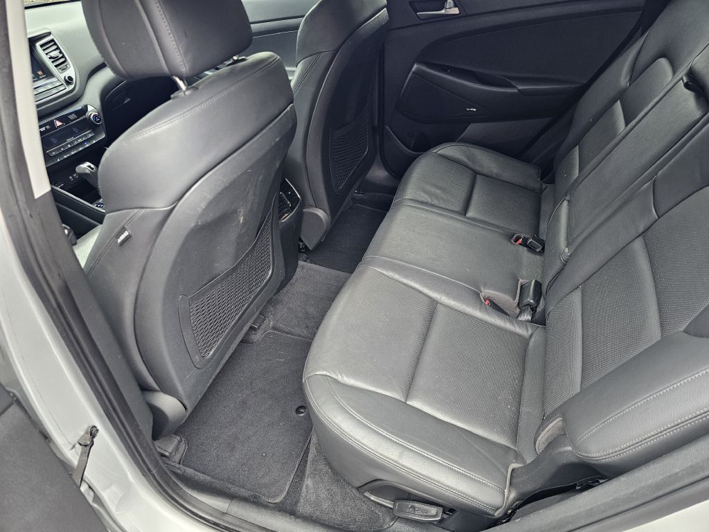 2017 Hyundai Tucson Limited photo 16