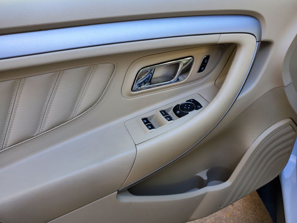 2017 FORD TAURUS - HAS7375