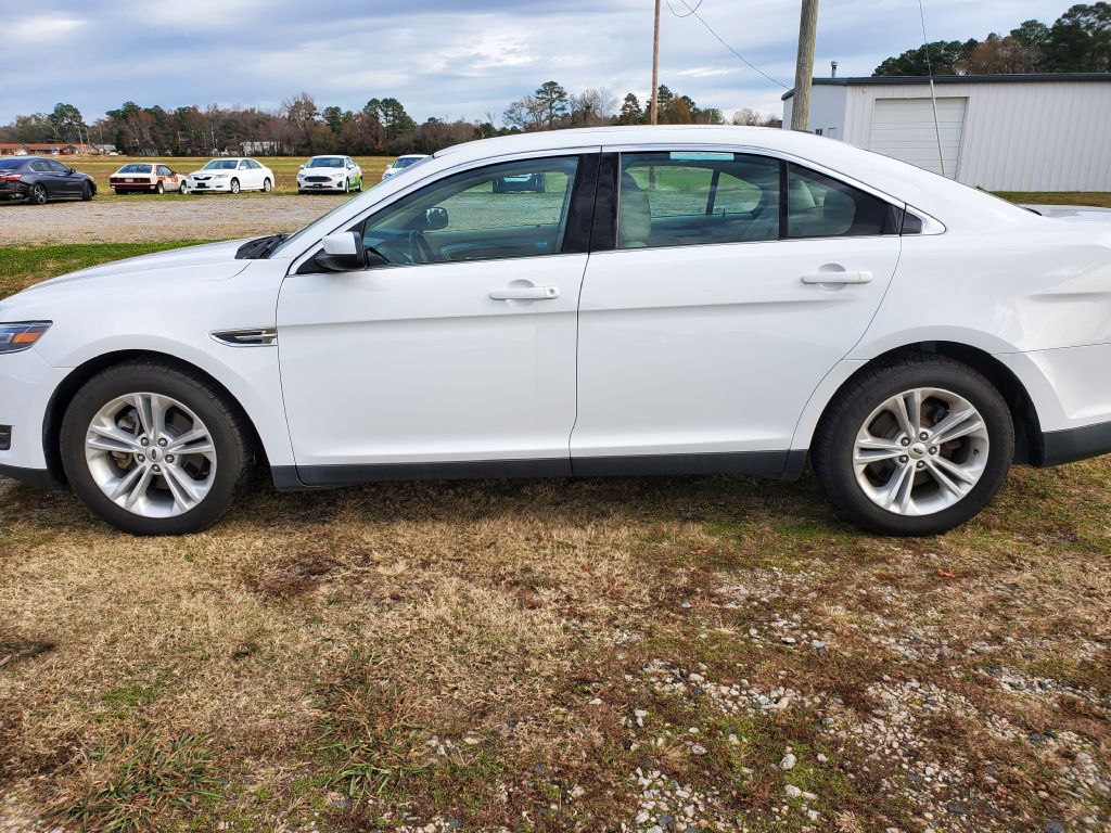 2017 FORD TAURUS - HAS7375