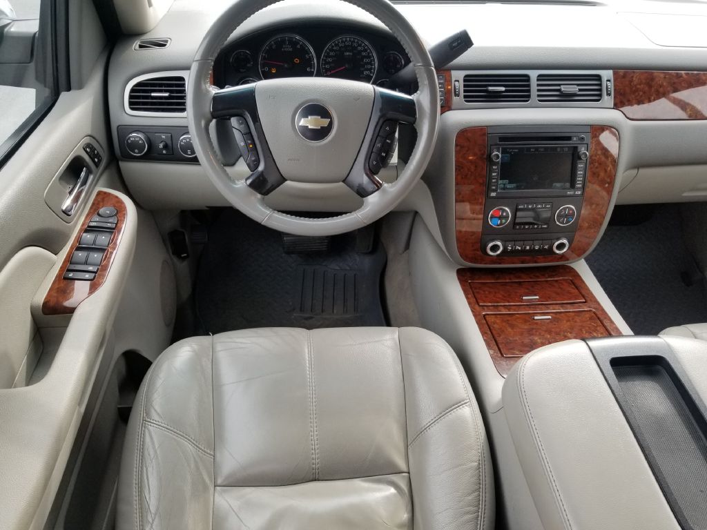 2007 CHEVROLET TAHOE LTZ - HAS9105