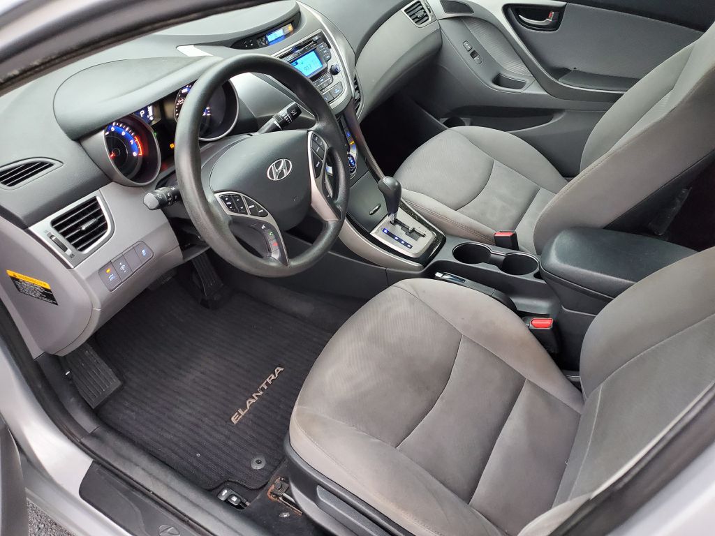 2013 HYUNDAI ELANTRA - HAS9493