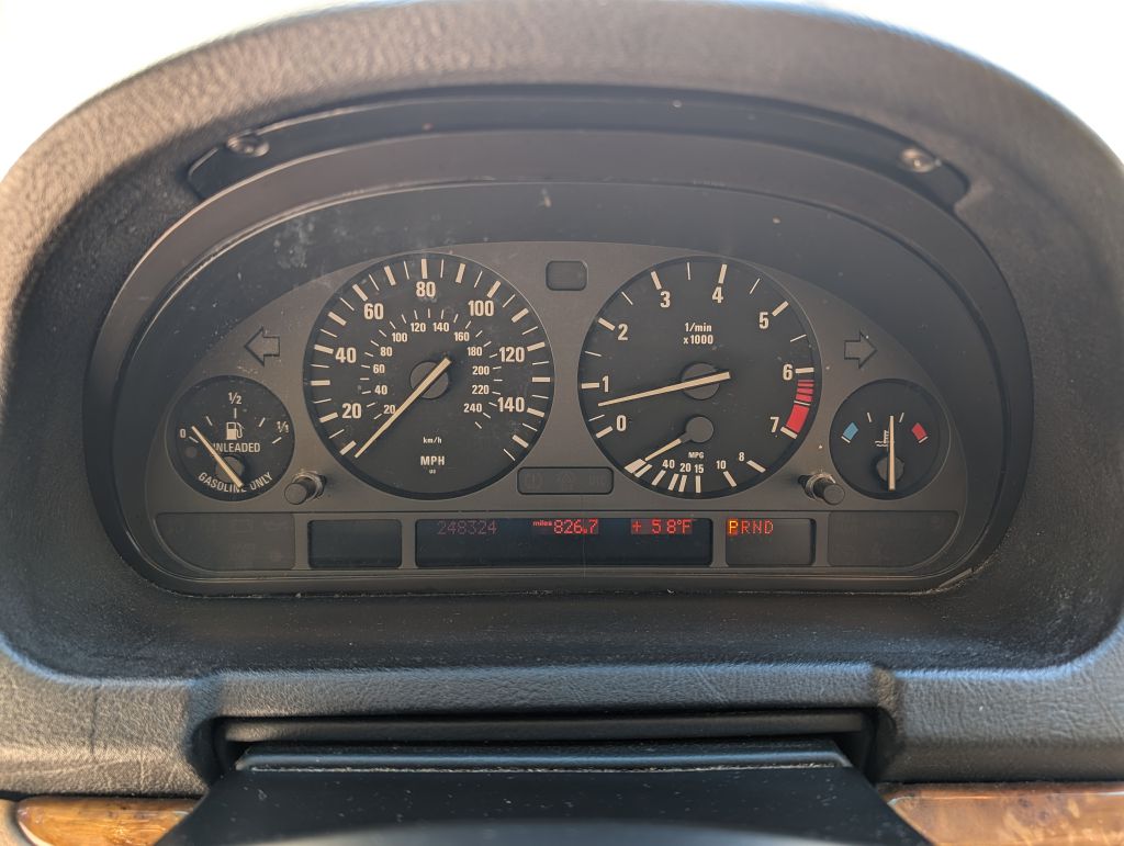 2004 BMW X5 - IAW2062