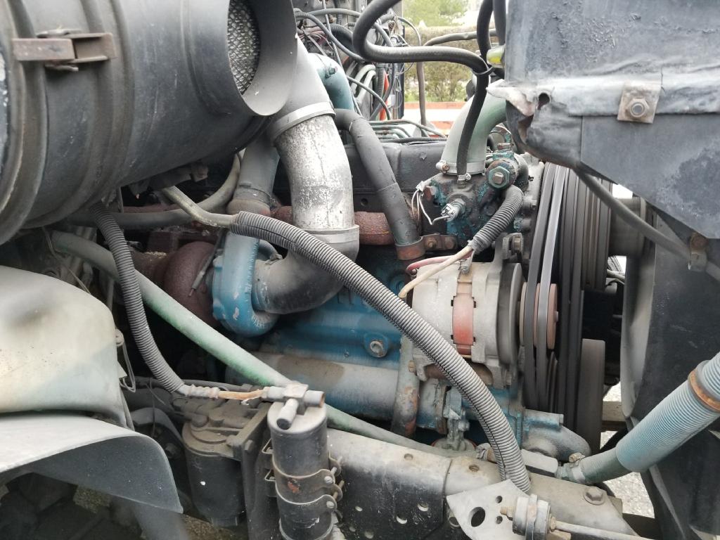 1995 INTERNATIONAL BUCKET TRUCK - MAC-4113