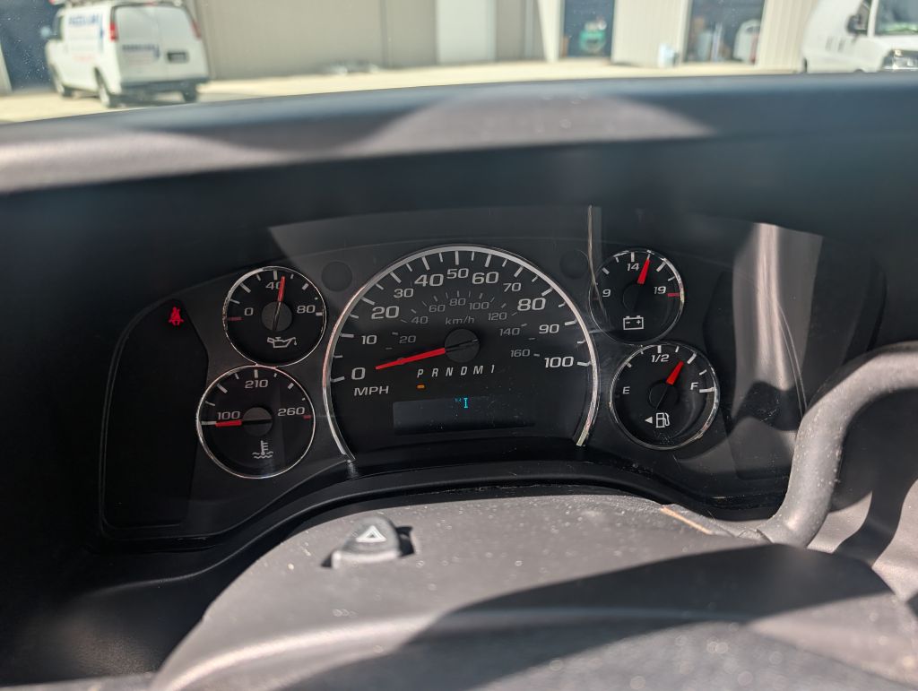 2017 CHEVROLET EXPRESS G2500 - MH9107