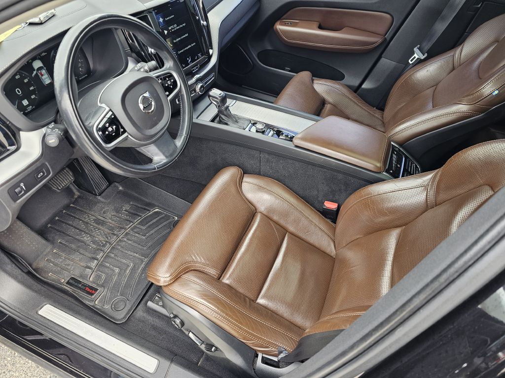 2018 VOLVO XC60 - PO0887