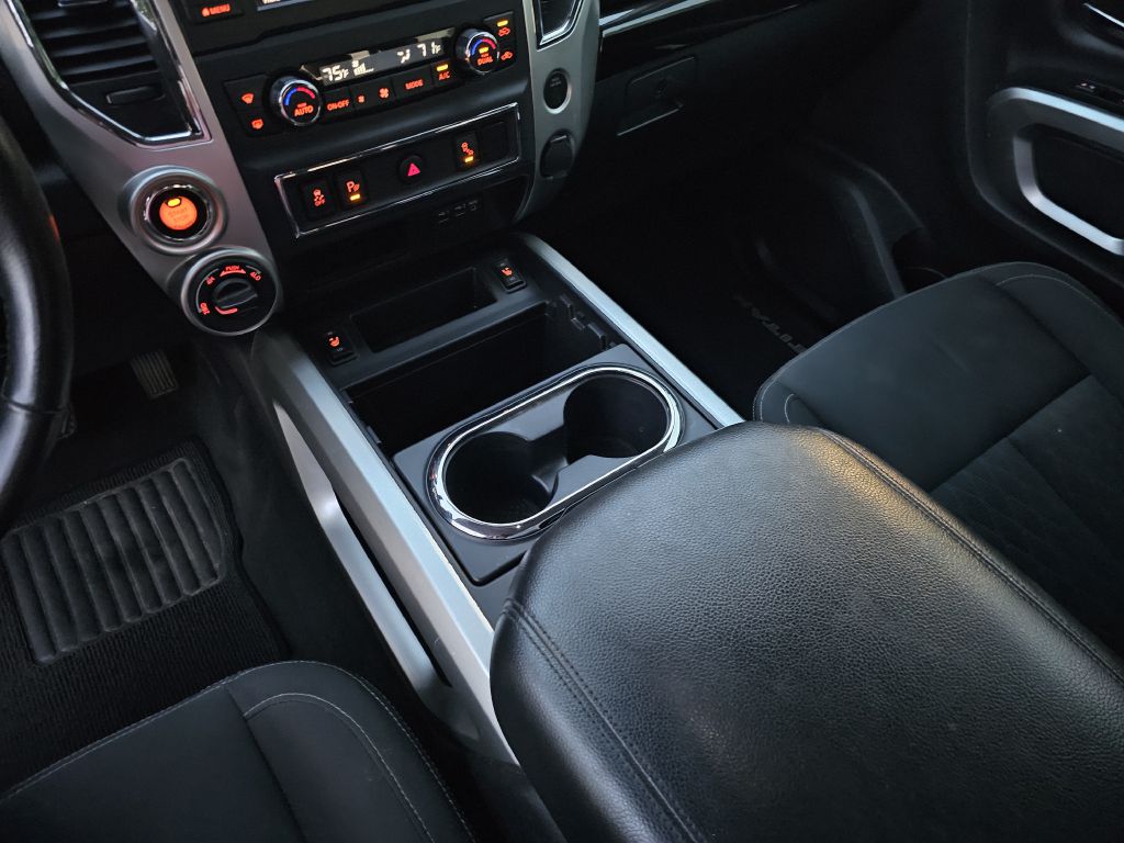 2019 NISSAN TITAN - T4594