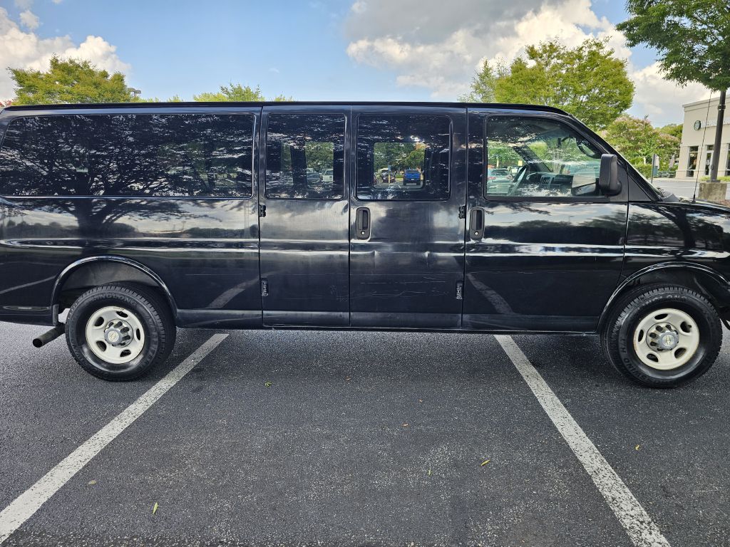 2012 Chevrolet Express LT photo 6