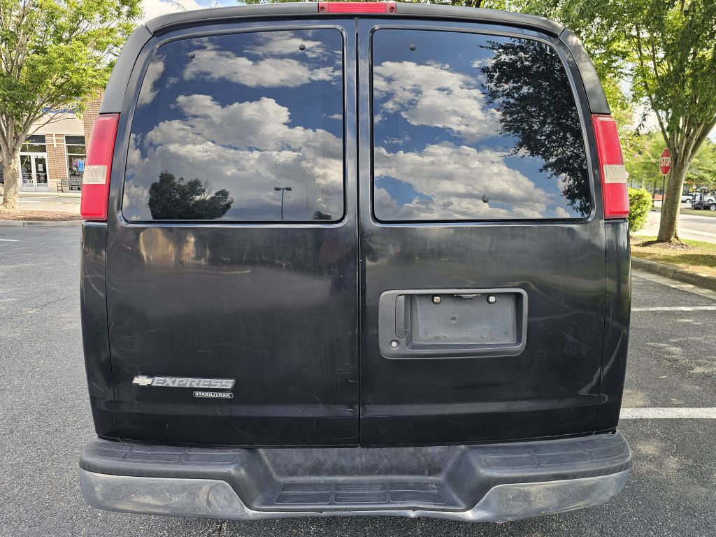 2012 Chevrolet Express LT photo 4