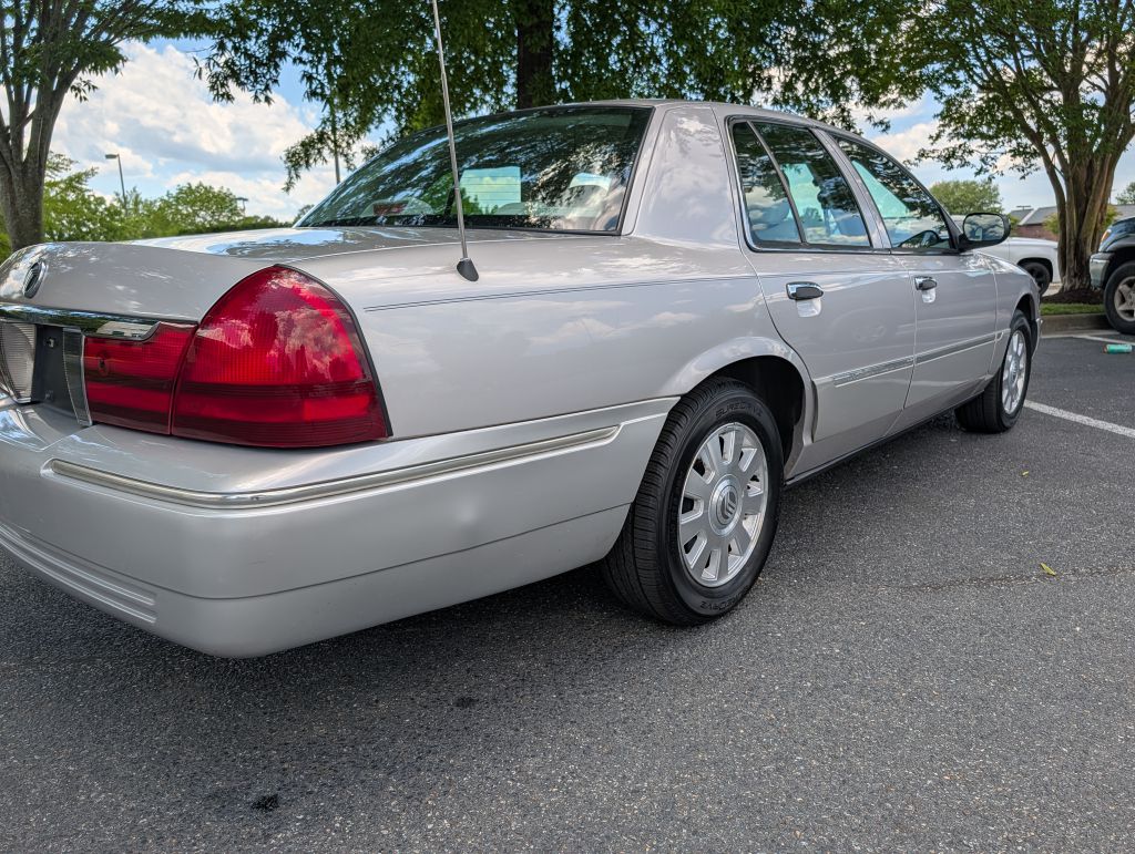 2005 MERCURY GRAND MARQUIS LS - VC4002