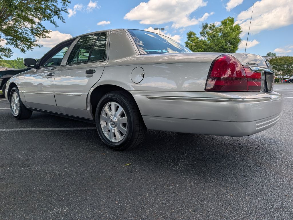 2005 MERCURY GRAND MARQUIS LS - VC4002