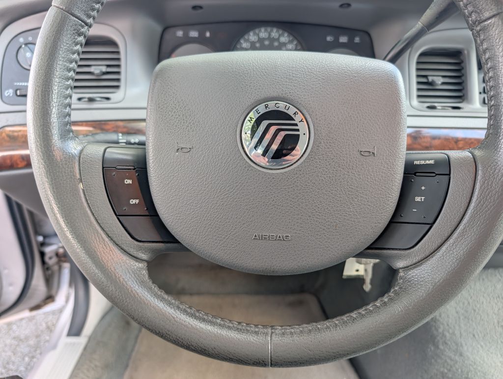 2005 MERCURY GRAND MARQUIS LS - VC4002